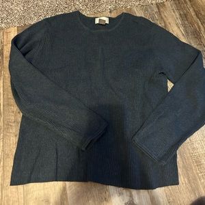 Blue sweater. Size: PL.
